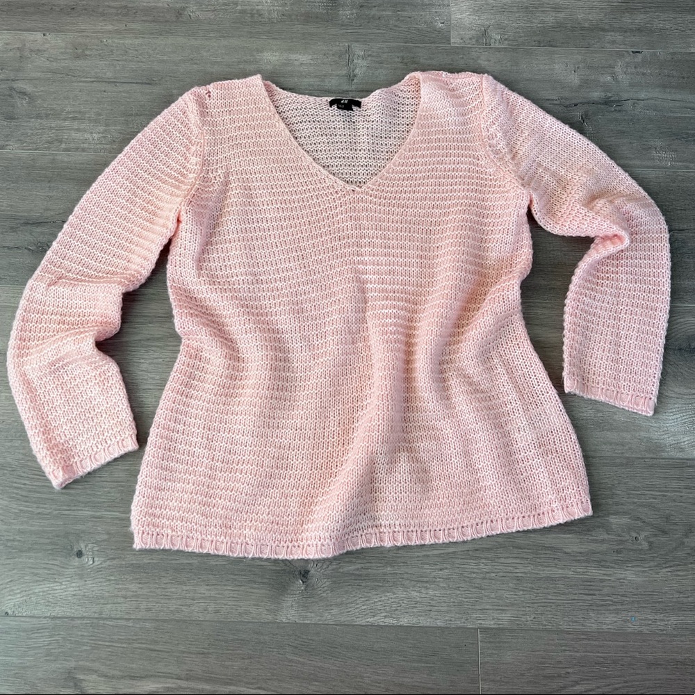 Peach color v-neck sweater from H&M. Size Medium